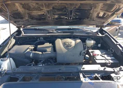 2022 Toyota Tacoma Trd Off Road из США, поврежденный, VIN 3TYDZ5BN2NT015749